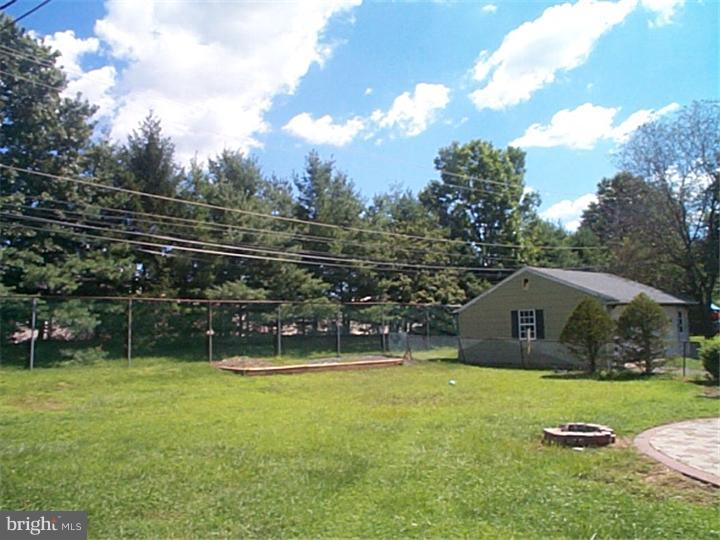 745 Cypress Road Warminster, PA 18974 - Photo 12 of 17