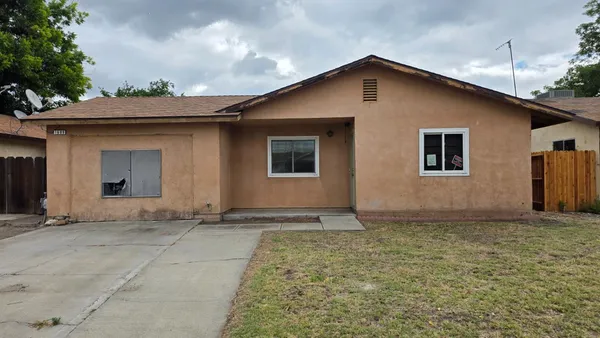$259,900 | 1609 Kathy Avenue, Dos Palos, CA 93620