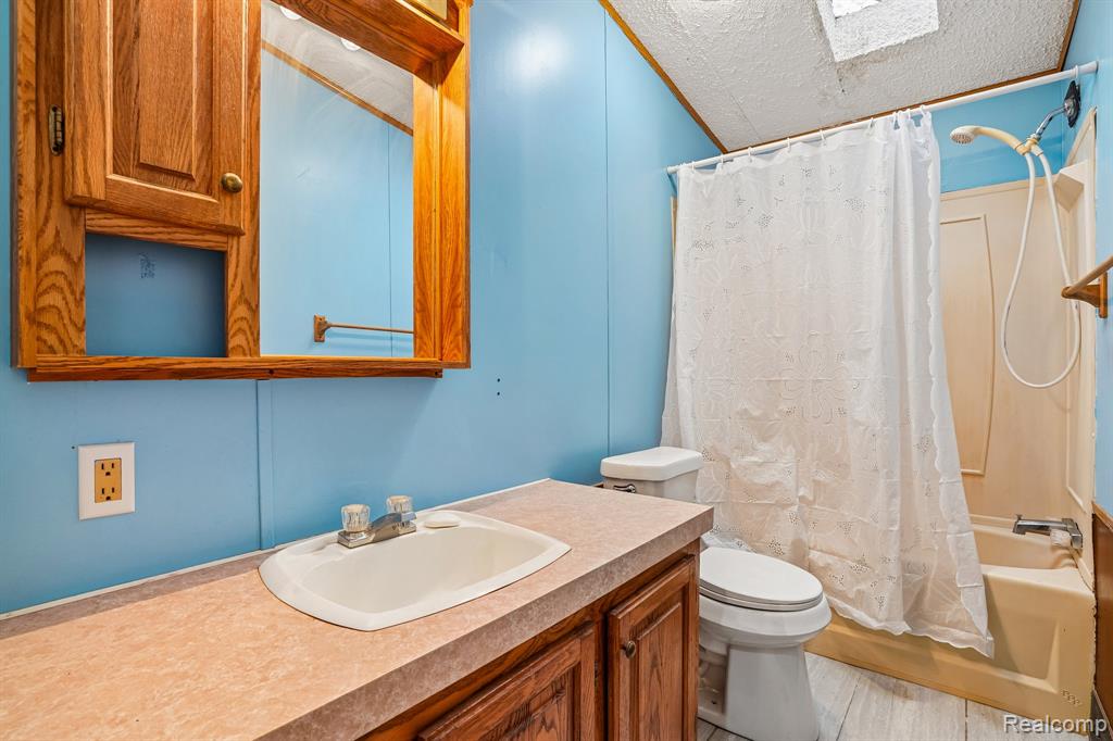 3363 North Branch Road North Branch, MI 48461 - Photo 25 of 38
