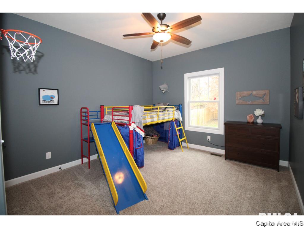 1624 Hoechester Road Springfield, IL 62712 - Photo 21 of 35
