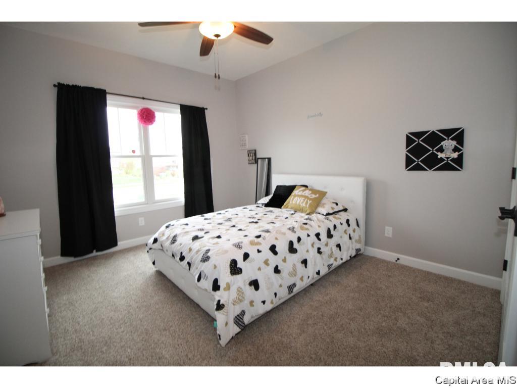 1624 Hoechester Road Springfield, IL 62712 - Photo 24 of 35