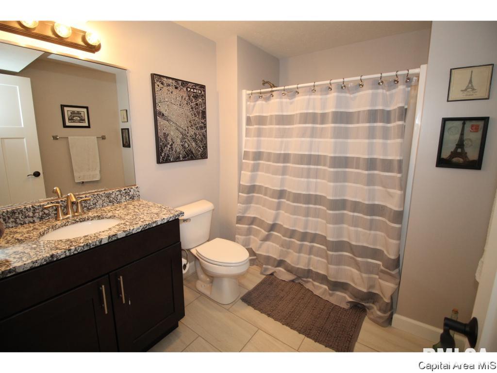 1624 Hoechester Road Springfield, IL 62712 - Photo 26 of 35