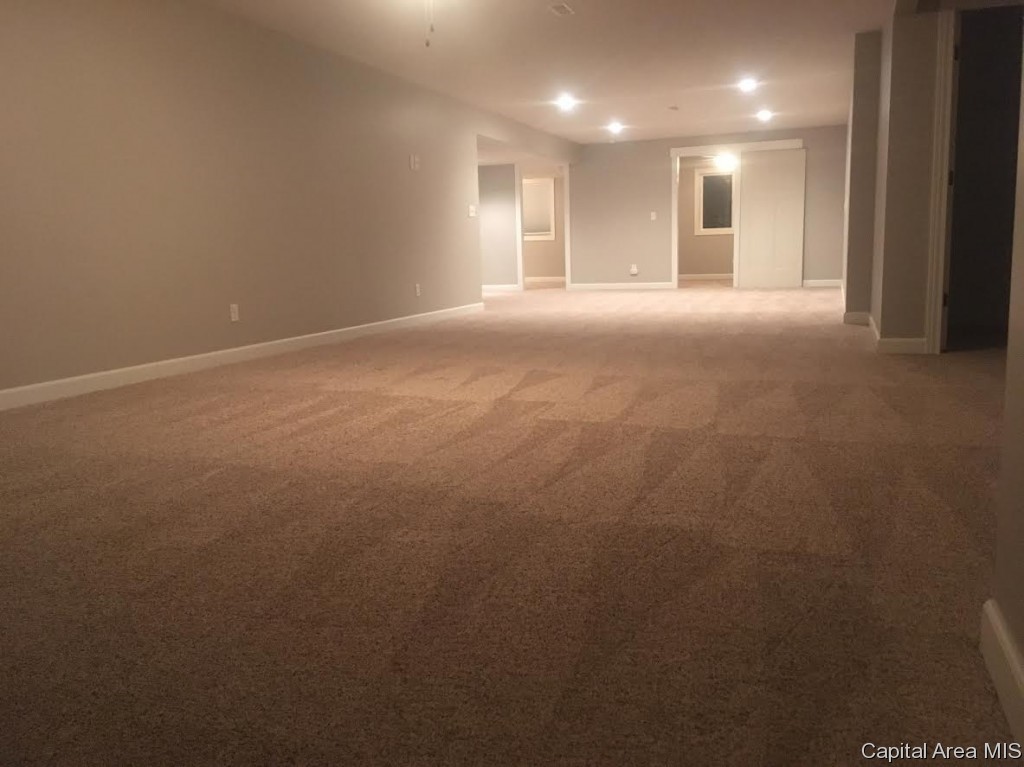 1624 Hoechester Road Springfield, IL 62712 - Photo 29 of 35