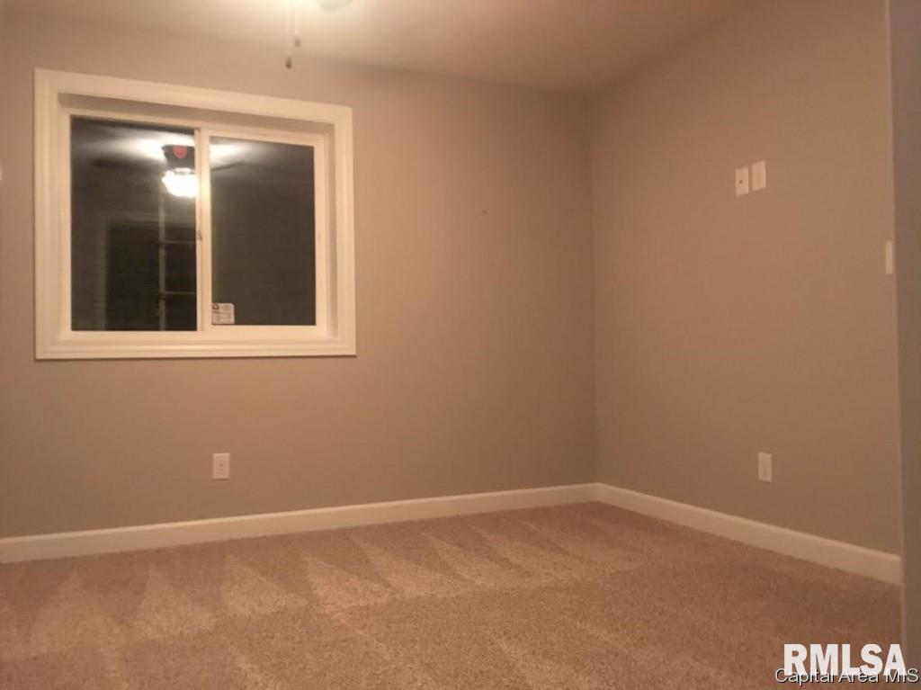 1624 Hoechester Road Springfield, IL 62712 - Photo 32 of 35