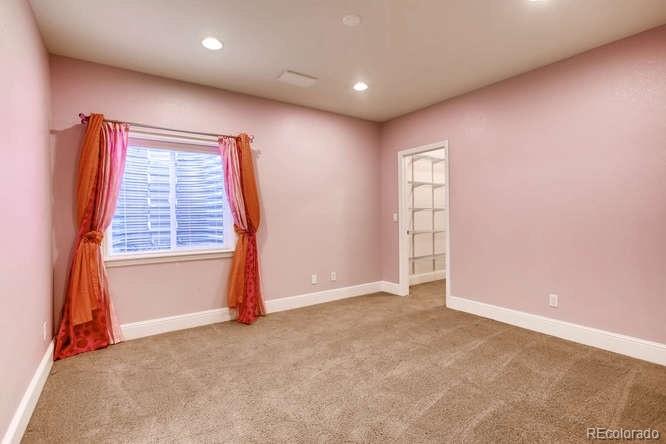 3785 Fairbrook Point Highlands Ranch, CO 80130 - Photo 29 of 35 Gallery Image 29