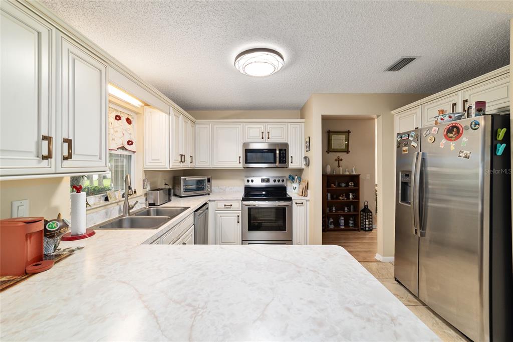 9040 Southwest 87th Avenue, Unit C Ocala, FL 34481 - Photo 23 of 46