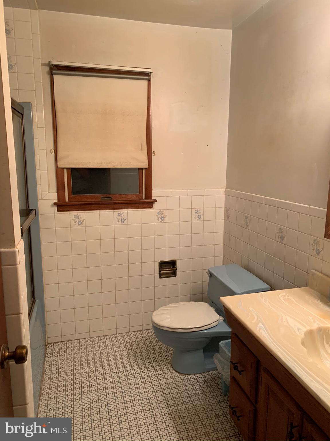 4416 Mountain Road Pasadena, MD 21122 - Photo 7 of 7 Upper level full bath