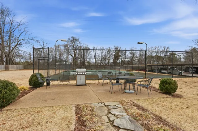 $1,900 | 5400 Park Avenue, Unit 306, Memphis, TN 38119