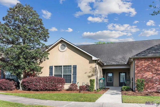 $1,650 | 809 Summer Breeze Drive, Unit 204, Baton Rouge, LA 70810