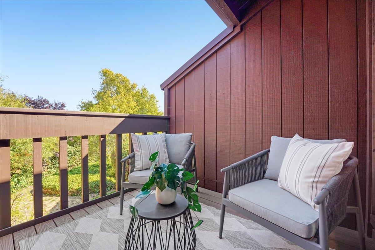 113 Tree Frog Lane Santa Cruz, CA 95060 - Photo 6 of 49 a outdoor living with furniture