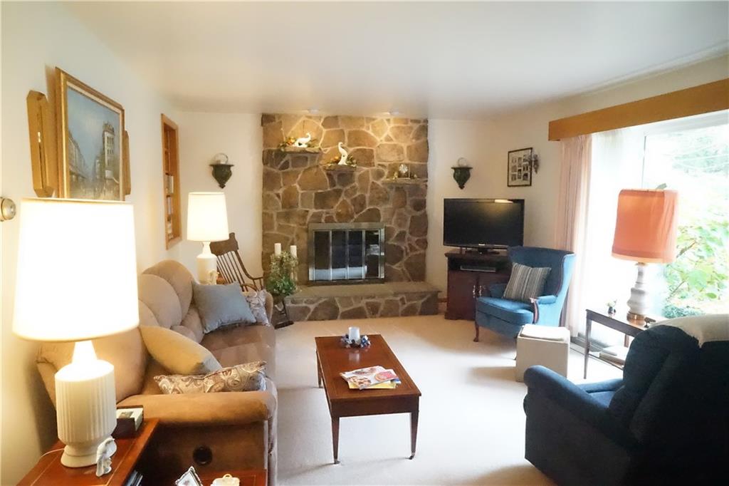 303 Old Plank Road Butler, PA 16002 - Photo 2 of 24