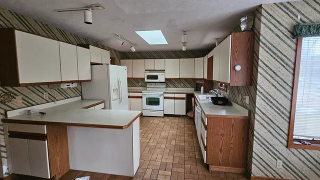 $249,900 | 4106 Eaton Drive, Rockford, IL 61114