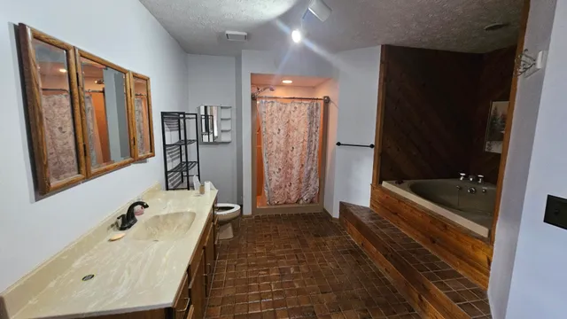 $249,900 | 4106 Eaton Drive, Rockford, IL 61114