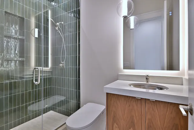 $1,679,900 | 594 Comstock Avenue, Elmhurst, IL 60126