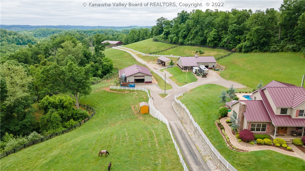 4771 Green Valley Road Huntington, WV 25701 - Photo 6 of 38 Gallery Image 6