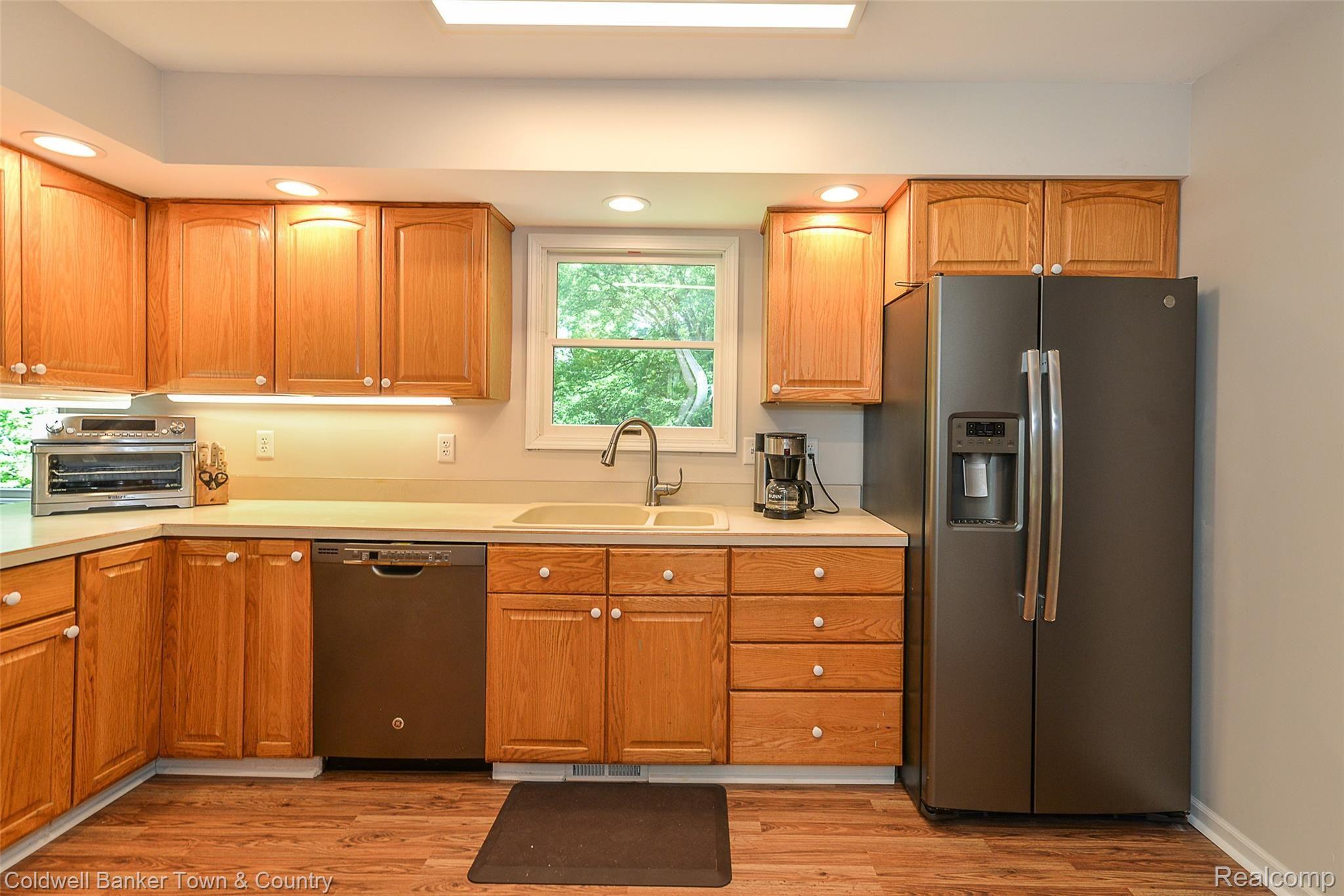 7807 Teahen Road Brighton, MI 48116 - Photo 20 of 42 DSC_3583.jpg