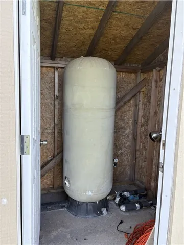 $675,000 | 501 Carabajal Road, Seadrift, TX 77983