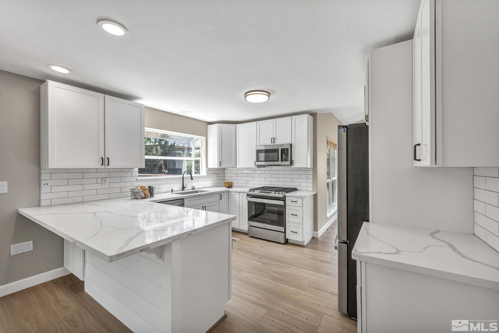 929 Edgecliff Drive Reno, NV 89523 - Photo 12 of 40 Photo 12