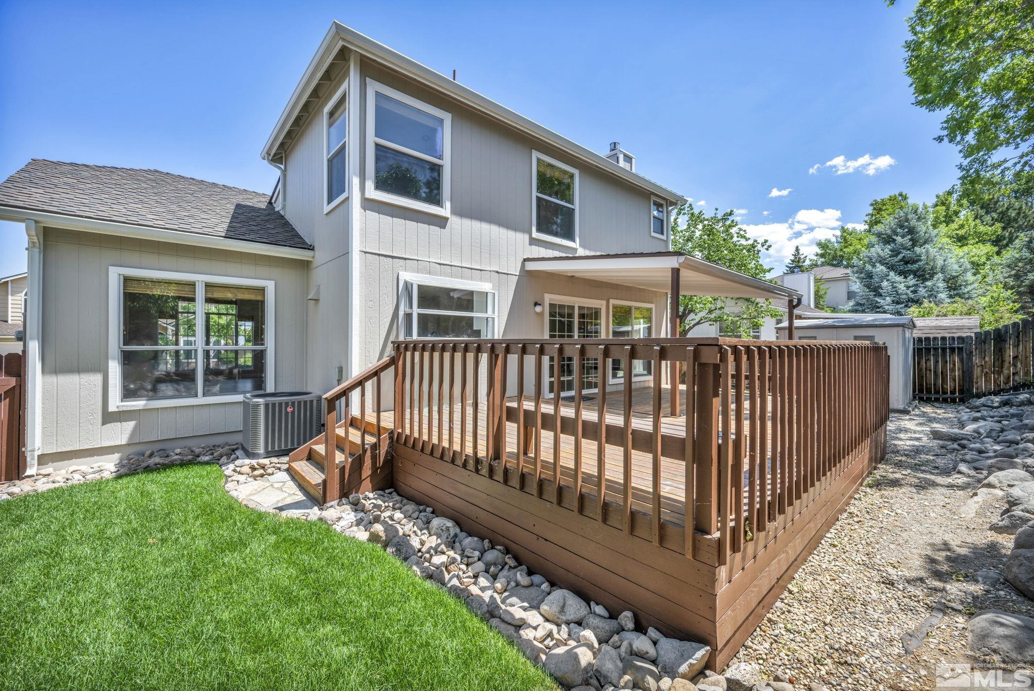 929 Edgecliff Drive Reno, NV 89523 - Photo 18 of 40 Photo 18