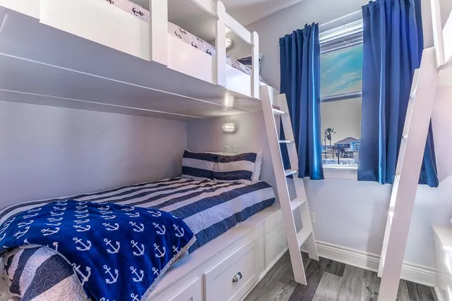 $525,000 | 13111 Buccaneer Parkway, Freeport, TX 77541