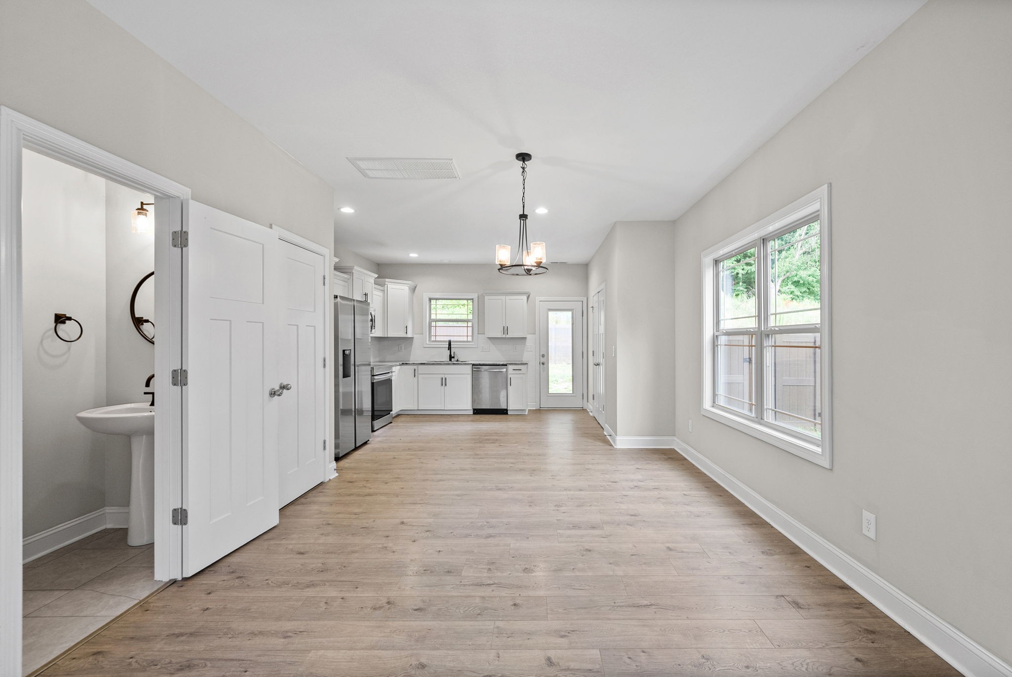 48 Cave Springs Road Clarksville, TN 37042 - Photo 7 of 30