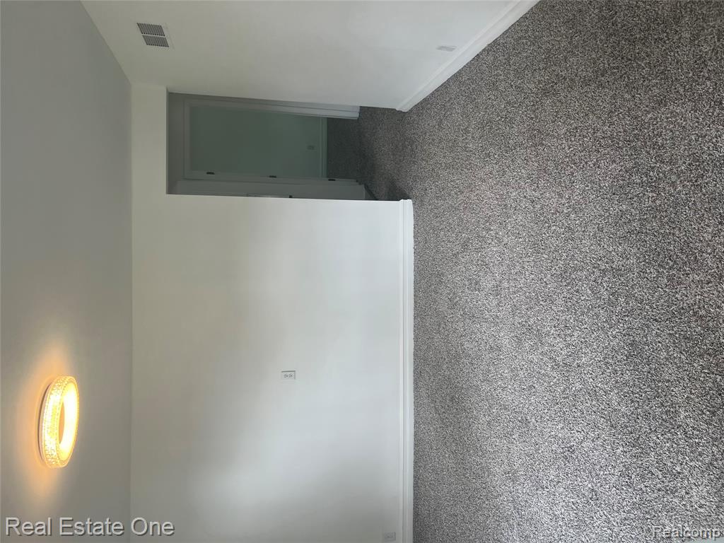 22767 Middlebelt Road Farmington Hills, MI 48336 - Photo 2 of 16