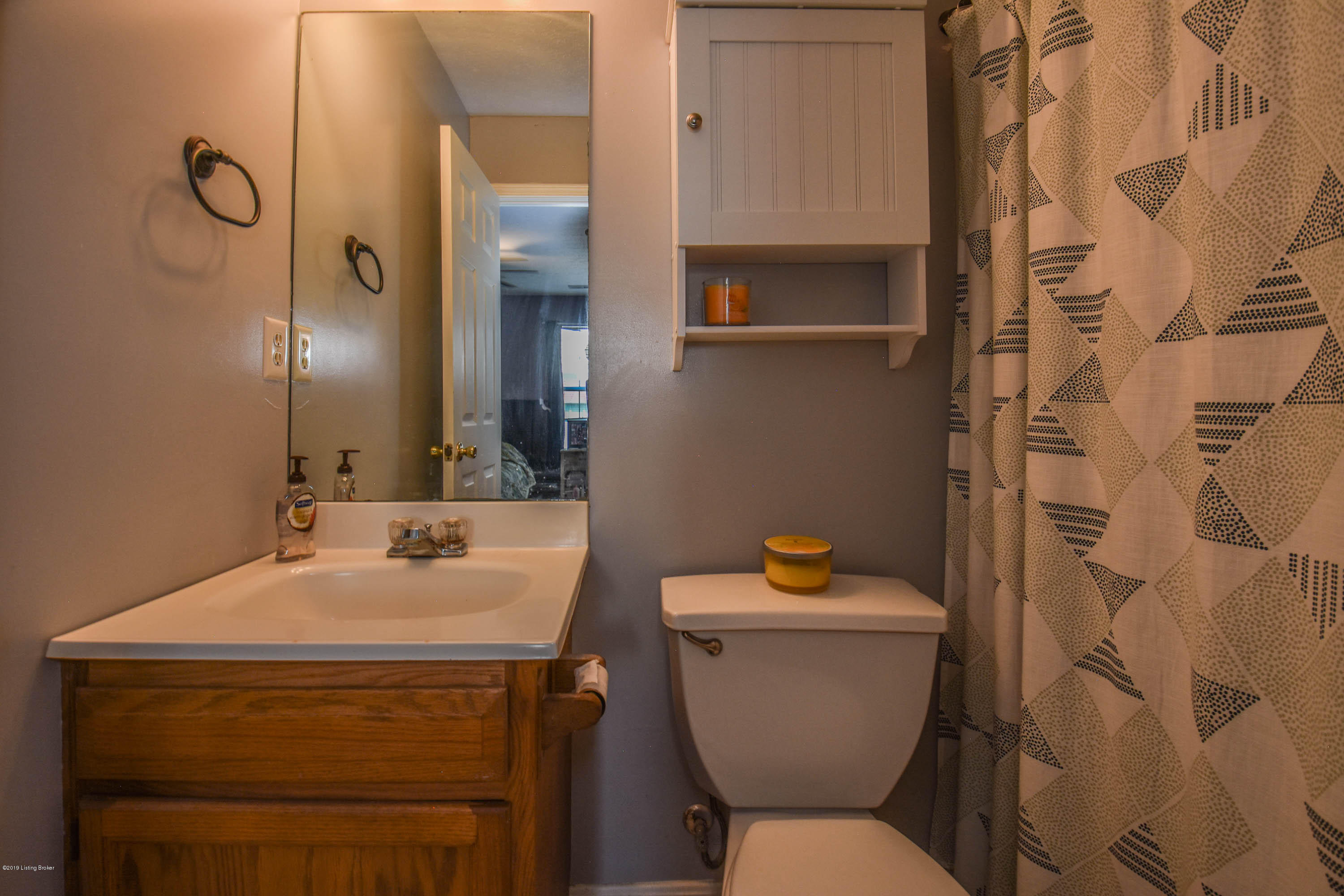 6800 Terry Road Louisville, KY 40258 - Photo 15 of 21 DSC_0628