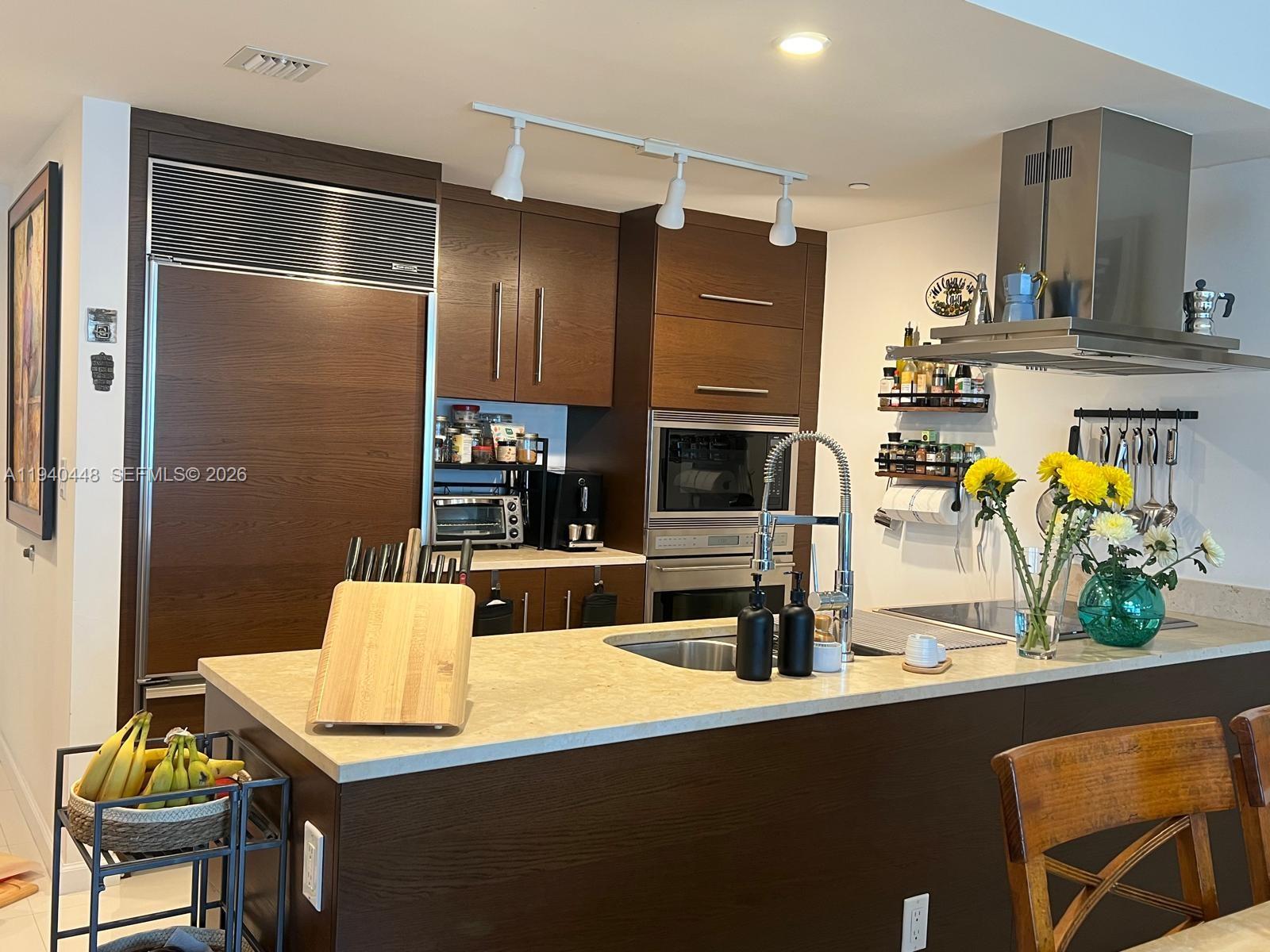 495 Brickell Avenue, Unit 1007 Miami, FL 33131 - Photo 16 of 36