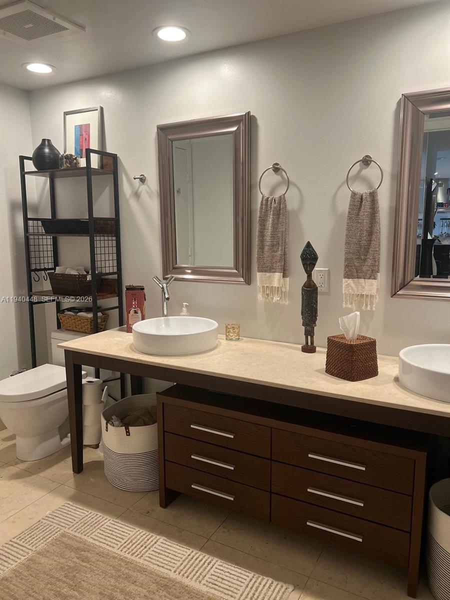 495 Brickell Avenue, Unit 1007 Miami, FL 33131 - Photo 22 of 36