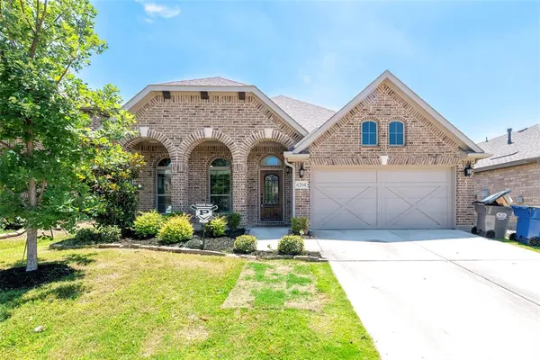 $349,000 | 6204 Looms Court, Aubrey, TX 76227