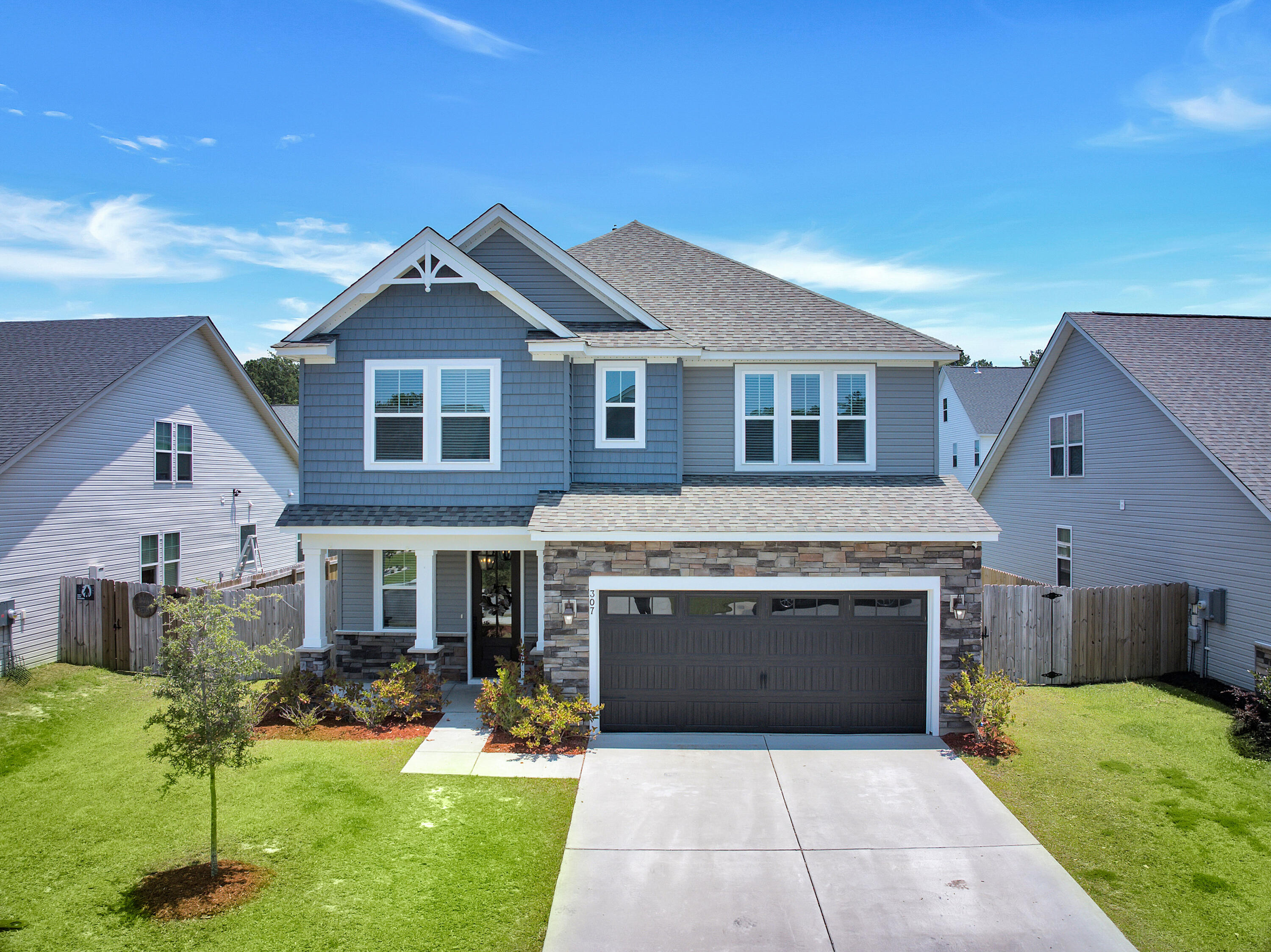 307 Citation Way Moncks Corner, SC 29461 - Photo 1 of 36 1_SaraBarclayPhotography(8of10)