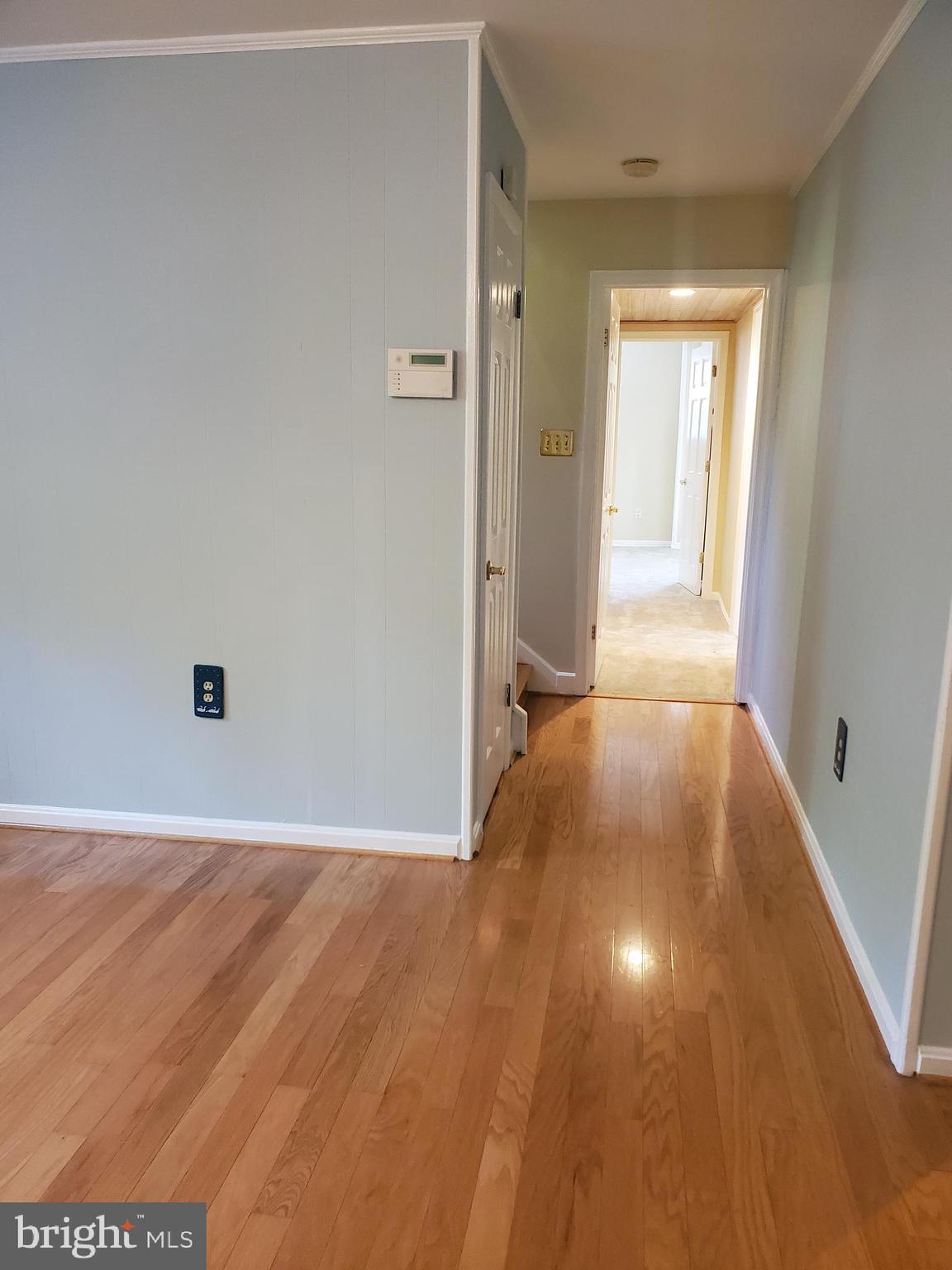 8703 Highgate Road Alexandria, VA 22308 - Photo 27 of 40 Looking from family room to bedroom