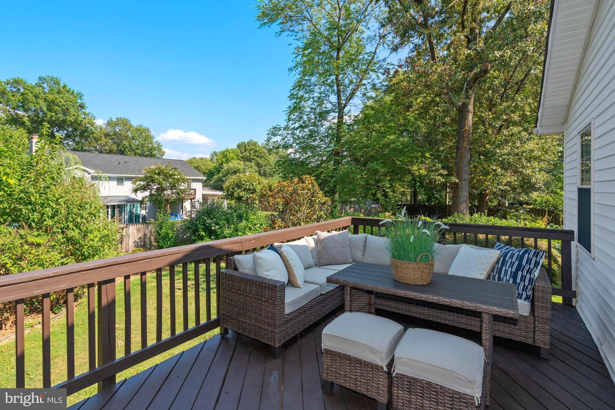 8703 Highgate Road Alexandria, VA 22308 - Photo 33 of 40 Newly-refreshed deck