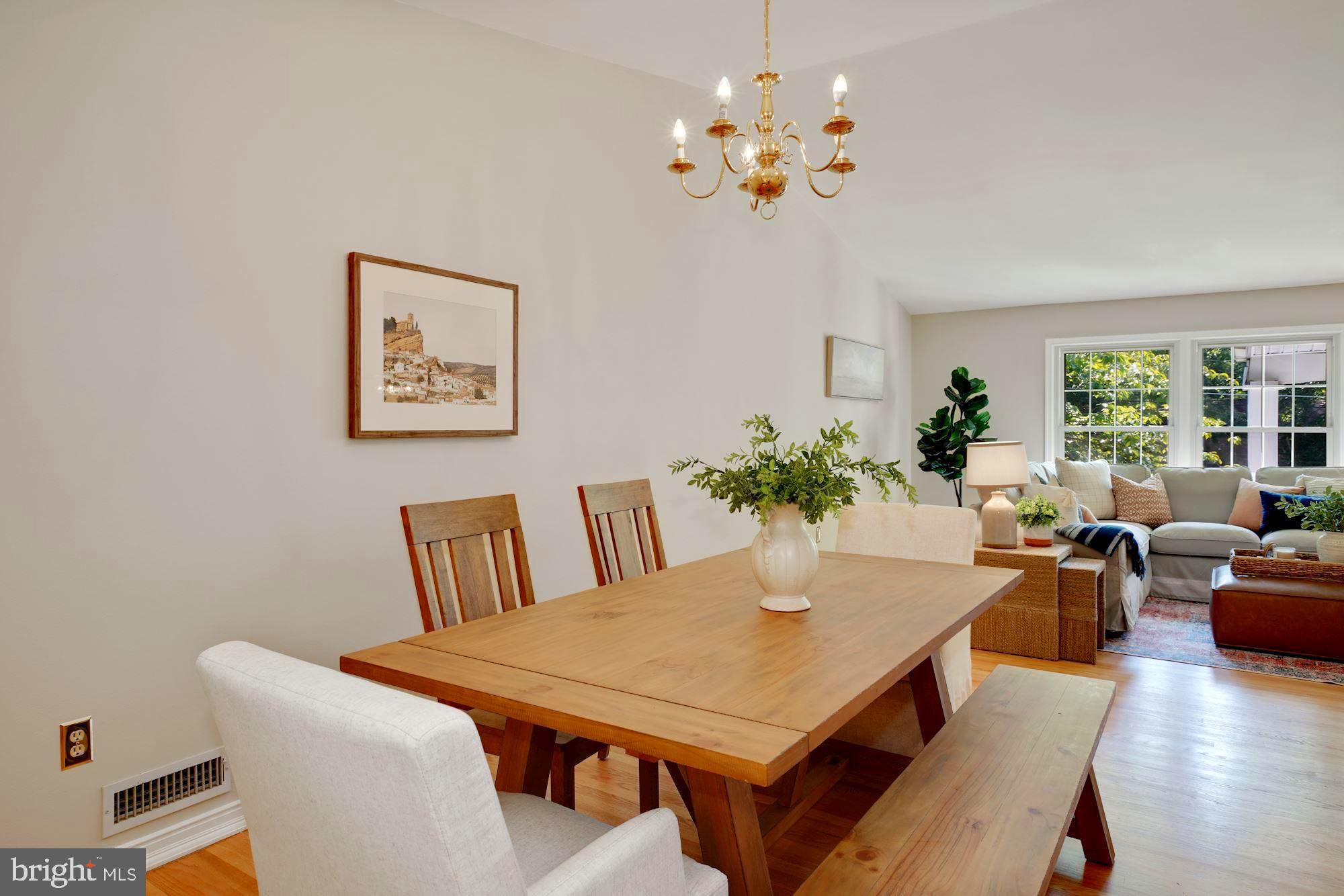 8703 Highgate Road Alexandria, VA 22308 - Photo 10 of 40 Dining room adjacent to living room & kitchen