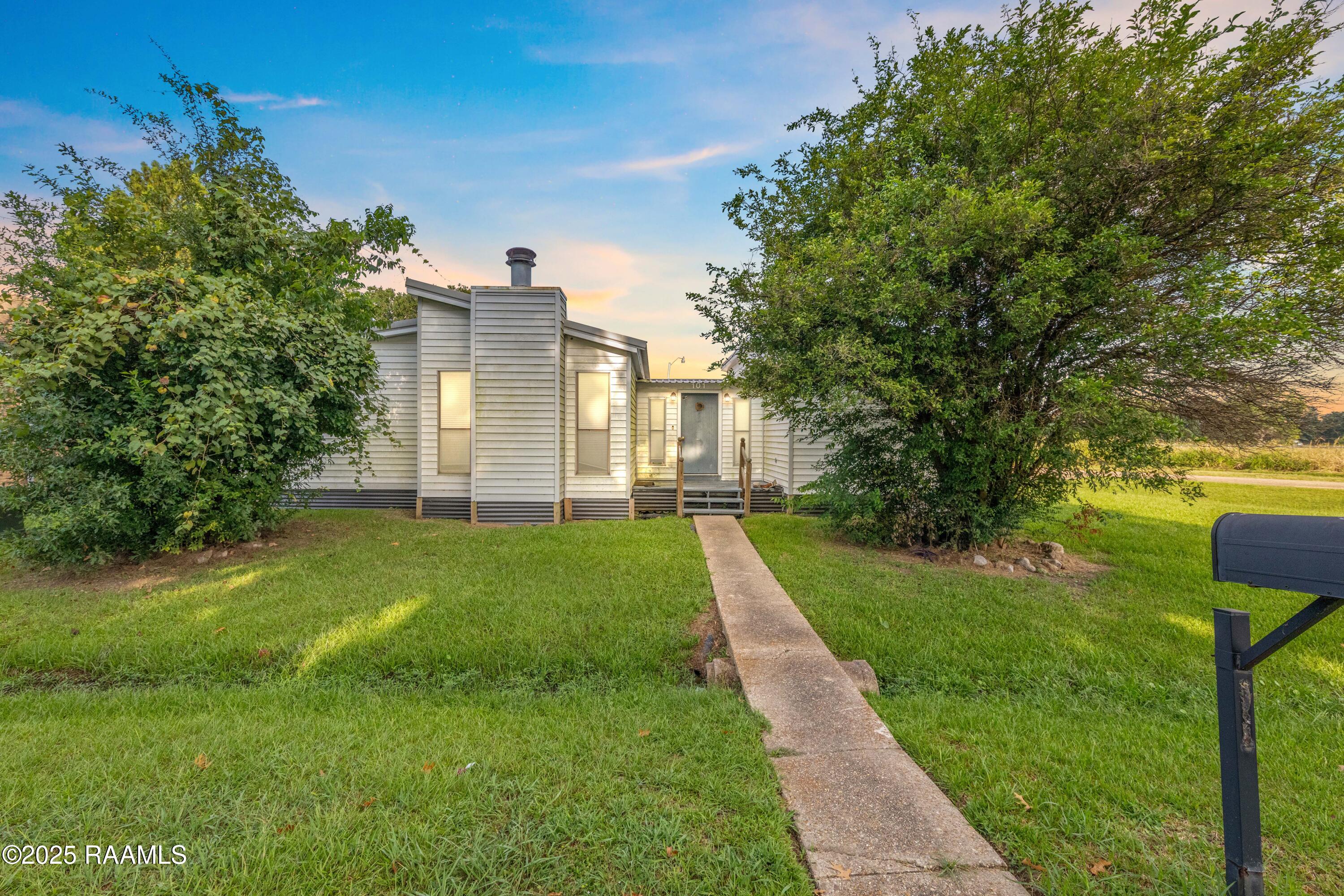 101 Rimrock Drive Lafayette, LA 70506 - Photo 26 of 34 twilight