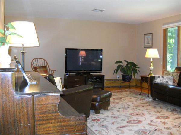 15 Harrington Ridge Road Sherborn, MA 01770 - Photo 14 of 29 Gallery Image 14