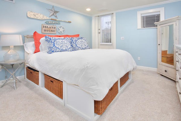 9 Fayette Street, Unit 1 Boston, MA 02116 - Photo 6 of 6 a bed room with a bed and a chair