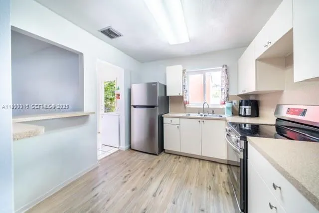 $599,000 | 1220 Northwest 190th Street, Miami Gardens, FL 33169