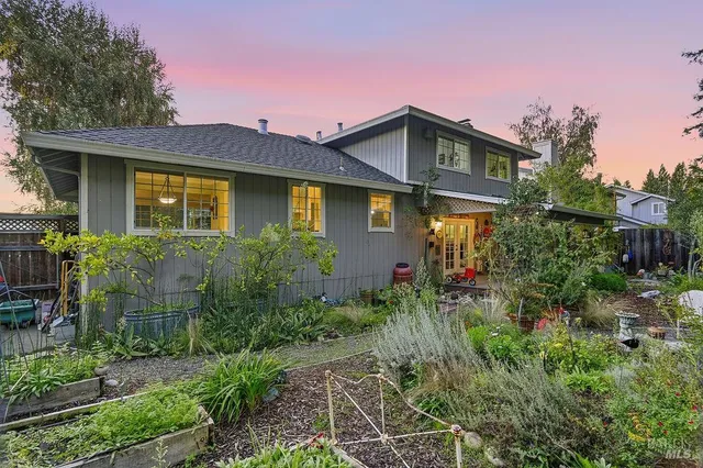 $850,000 | 6190 San Gabriel Place, Rohnert Park, CA 94928