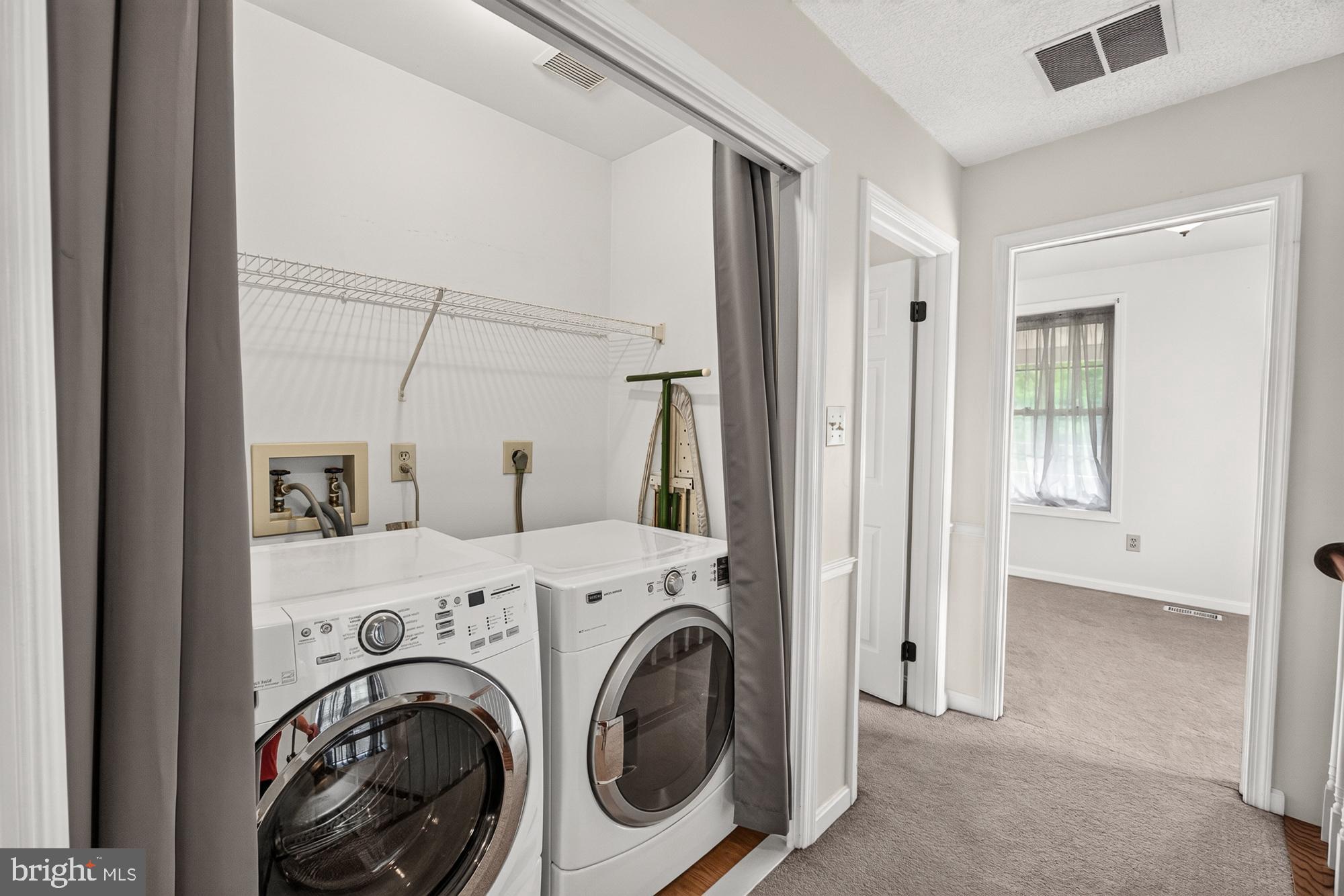 18854 Sandy Hook Road Knoxville, MD 21758 - Photo 22 of 59 Laundry area