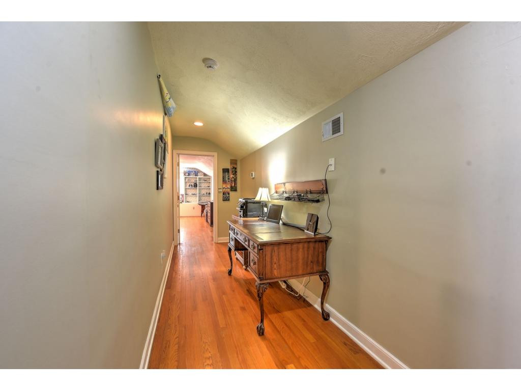 105 Lick Meadow Road Bristol, TN 37620 - Photo 27 of 36 Photo 27