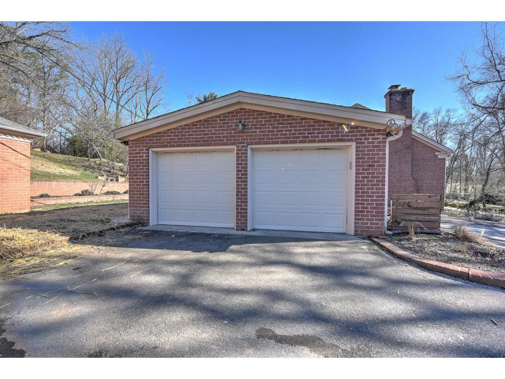 105 Lick Meadow Road Bristol, TN 37620 - Photo 36 of 36 Photo 36