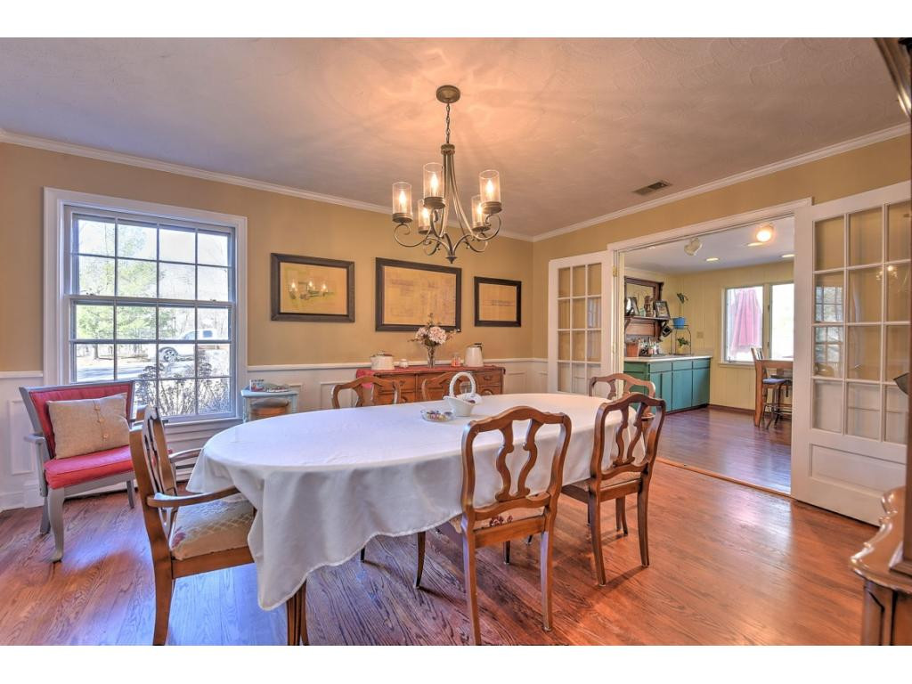 105 Lick Meadow Road Bristol, TN 37620 - Photo 8 of 36 Photo 8