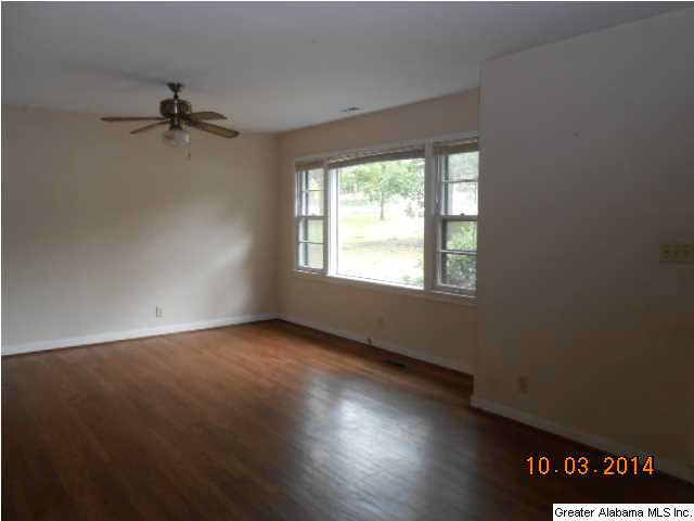332 Tupelo Road Birmingham, AL 35215 - Photo 2 of 9
