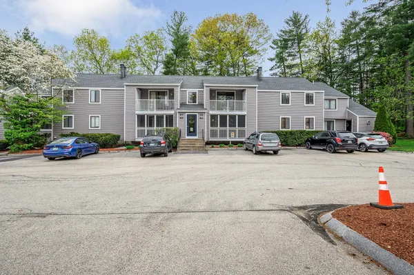 $349,000 | 3 Snow Circle, Unit N3, Nashua, NH 03062