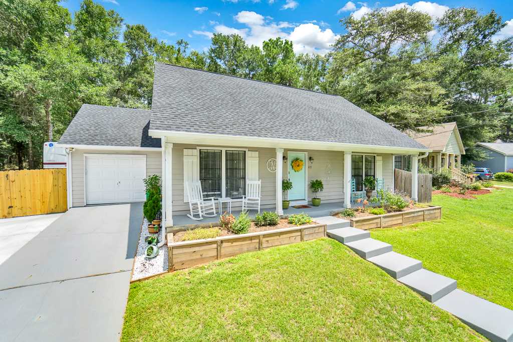 113 Avon Circle East Daphne, AL 36526 - Photo 3 of 34