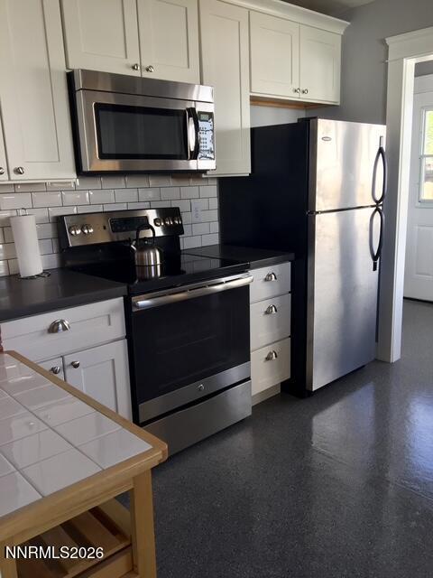 127 East Pueblo Street Reno, NV 89502 - Photo 5 of 16 127 E Pueblo kitchen 5