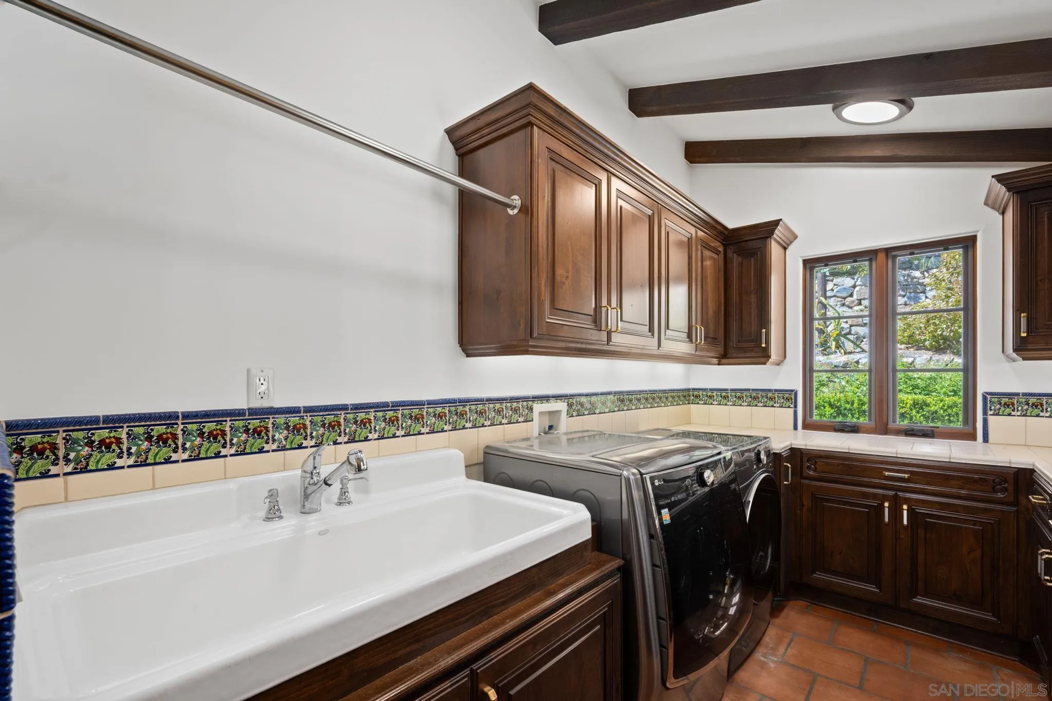 5616 La Sencilla Rancho Santa Fe, CA 92067 - Photo 19 of 23 Laundry