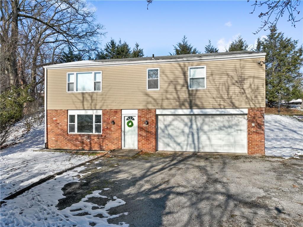 1370 Parkway Road Pittsburgh, PA 15237 - Photo 1 of 27 Gallery Image 1