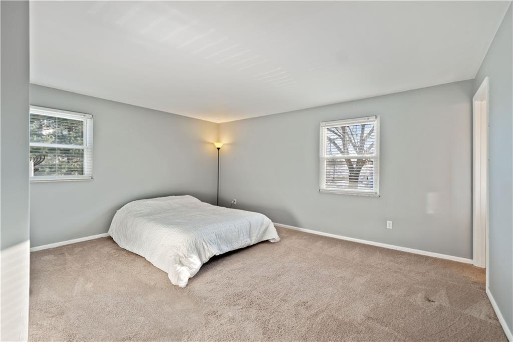 1370 Parkway Road Pittsburgh, PA 15237 - Photo 13 of 27 Gallery Image 13